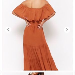 ISO Forever 21 maxi dress size medium!!!!